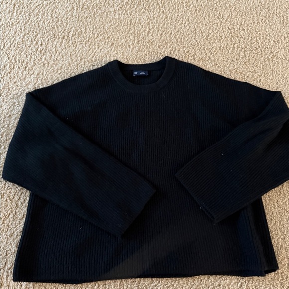 GAP Black Crew Sweater - Picture 1 of 5
